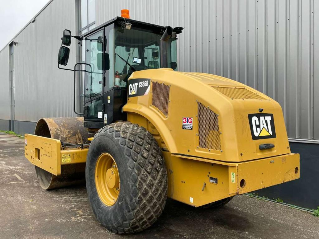 Caterpillar CS66 B Foto 3