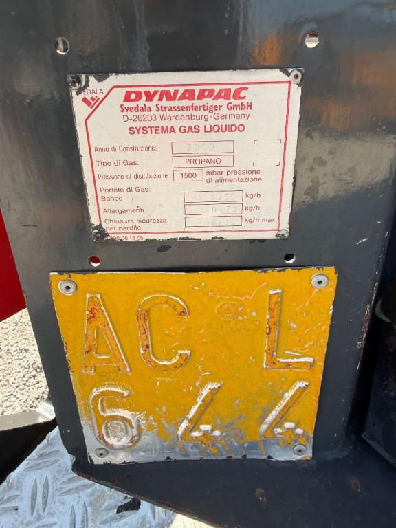 Dynapac F121-4W Foto 15