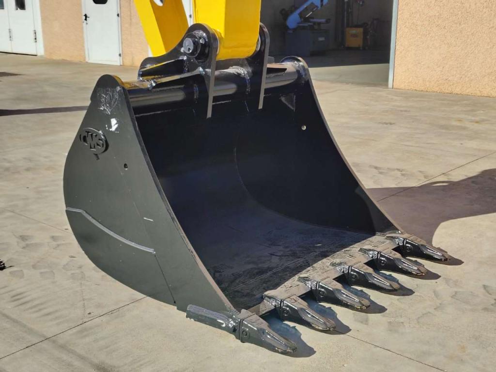 New Holland E 215 B Foto 20