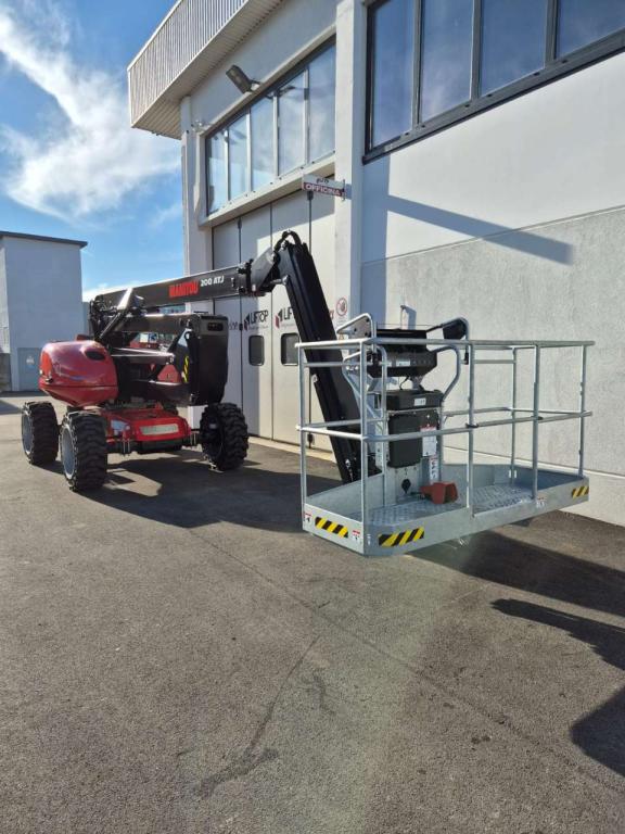 Manitou 200 ATJ RC Foto 4