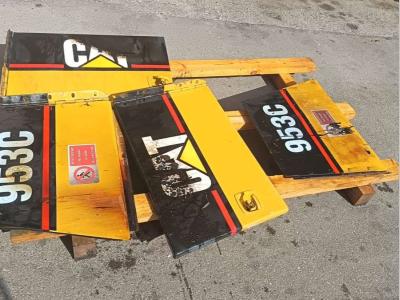Capó y panel de carrocería para Caterpillar 953 C vendida por PRV Ricambi Srl