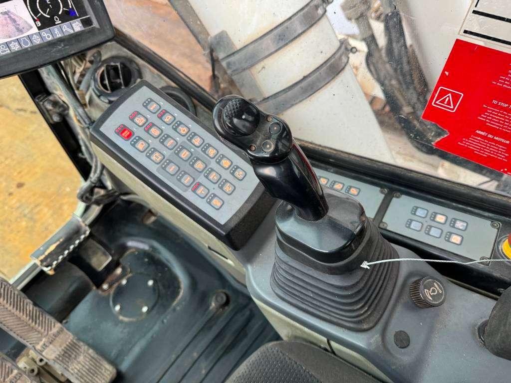 Liebherr R946LC - Hammer Lines / Quick Coupler Foto 19
