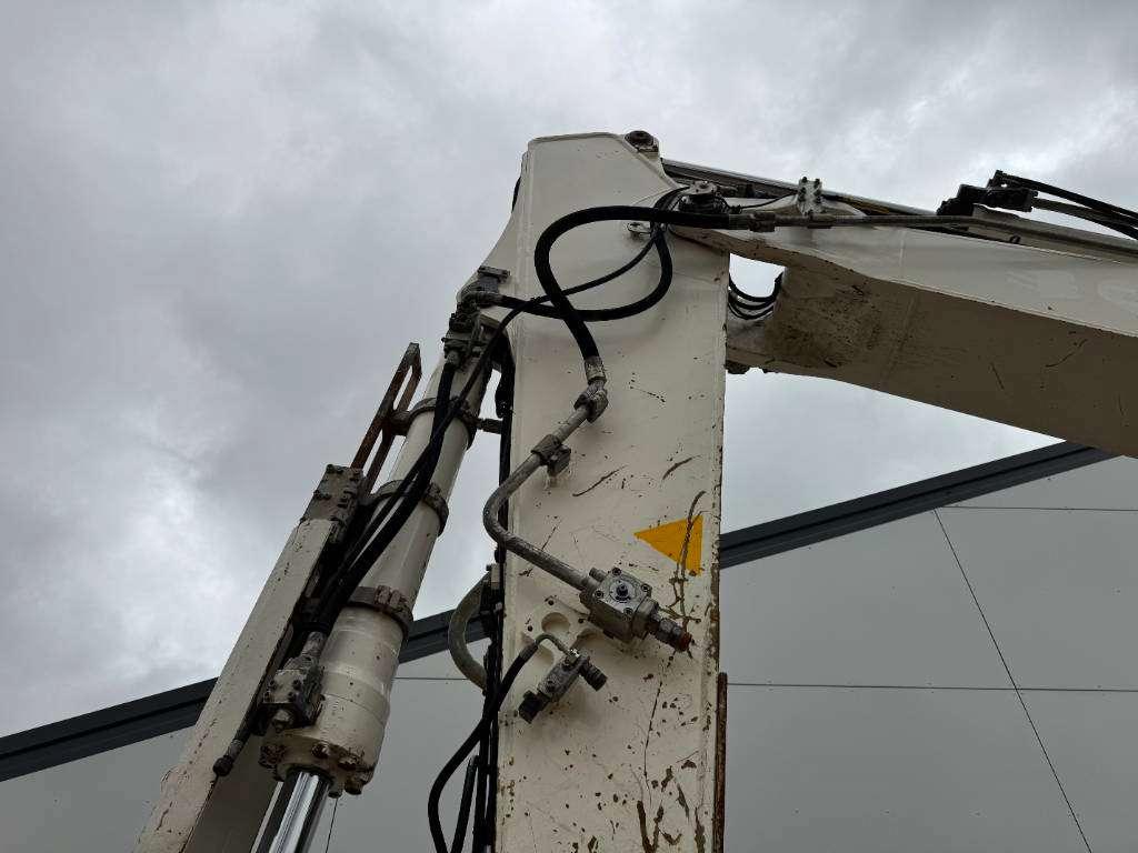 Liebherr R946LC - Hammer Lines / Quick Coupler Foto 22