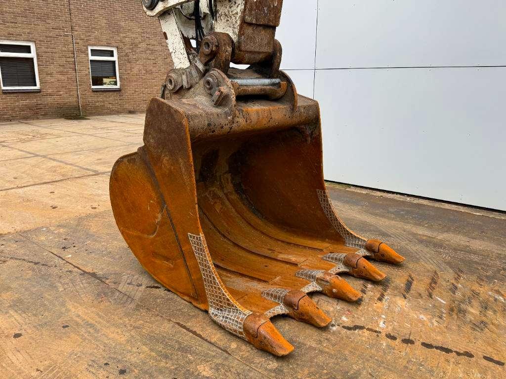 Liebherr R946LC - Hammer Lines / Quick Coupler Foto 26