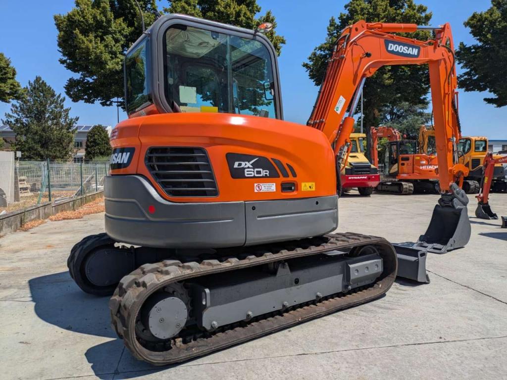Doosan DX60R Foto 3