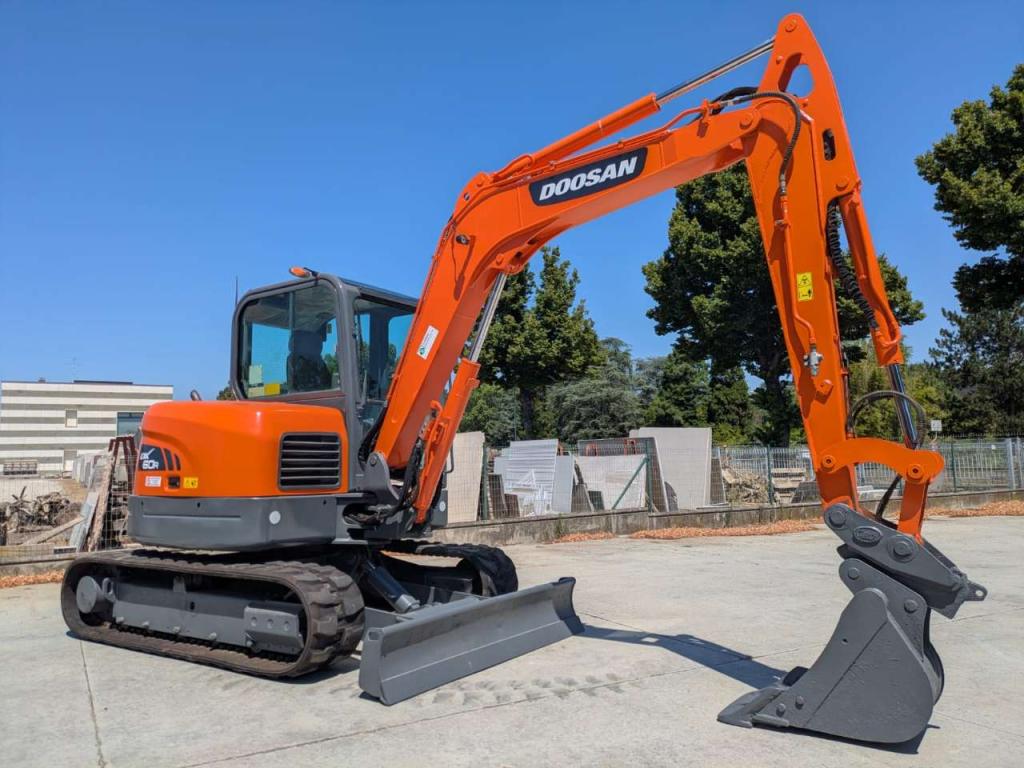 Doosan DX60R Foto 4