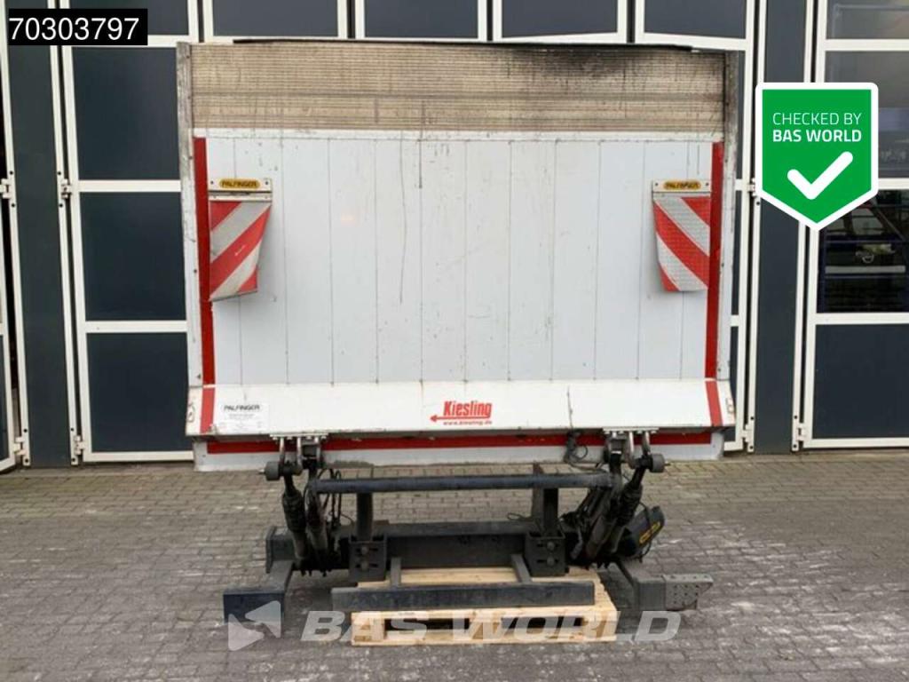 Palfinger Coche Foto 1