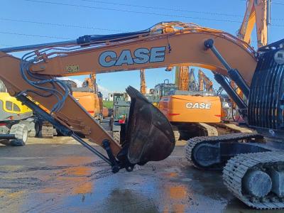 Case CX300E vendida por Iveco Orecchia Spa