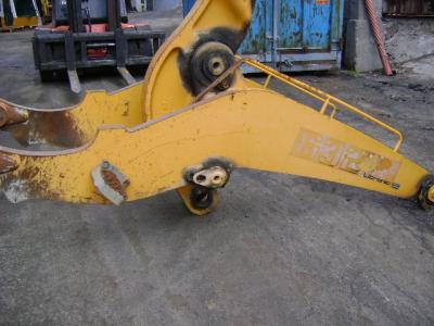 Brazo de cargadora para Liebherr 632 vendida por PRV Ricambi Srl