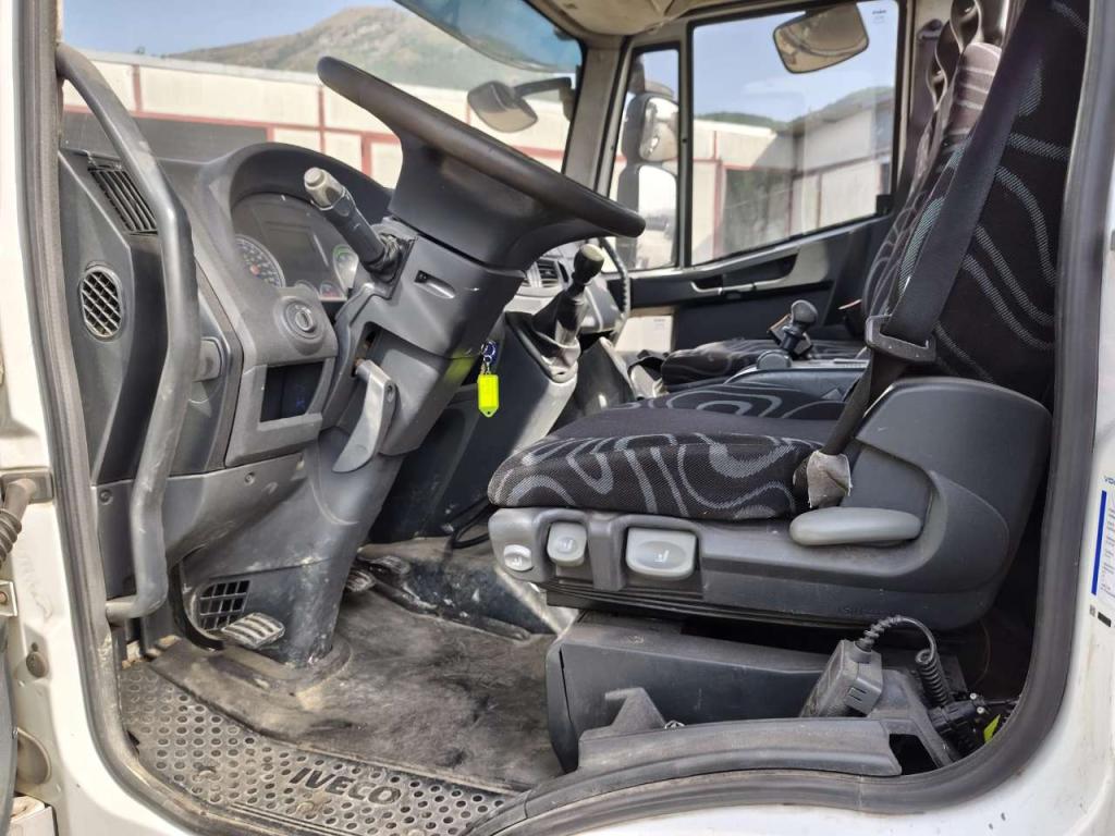 Iveco EUROCARGO CUBE 80E22P Foto 5