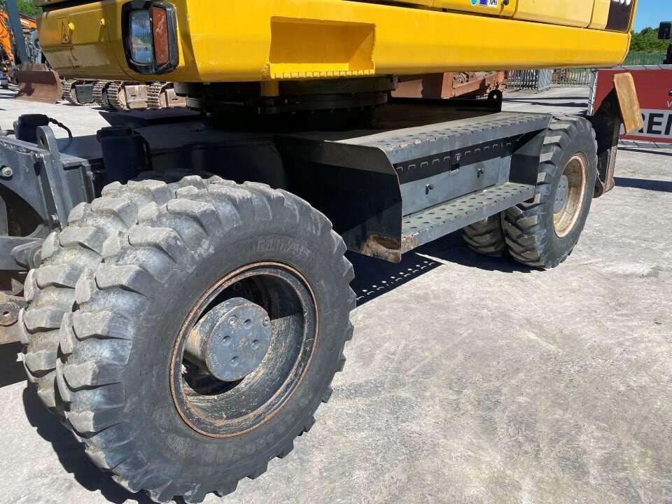 Komatsu PW200 7K Foto 4