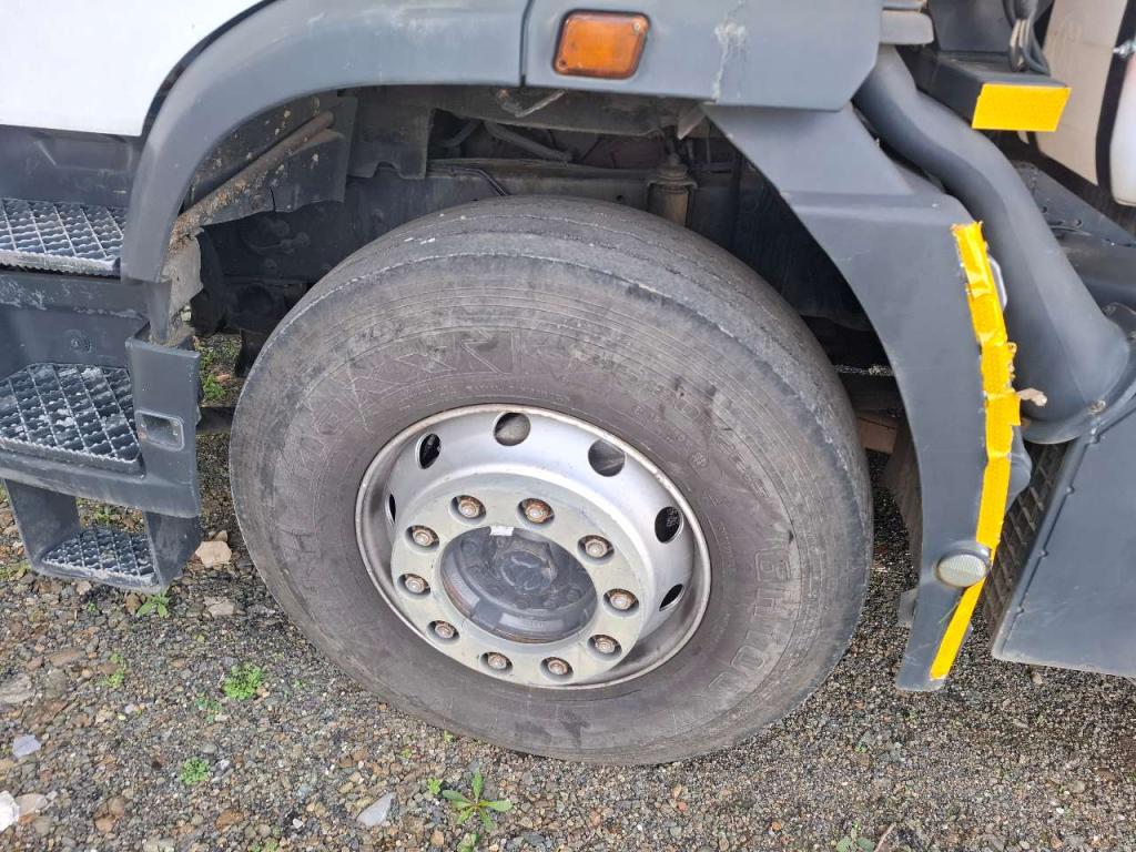 Iveco EUROTECH MP190E30 6X2 Foto 13