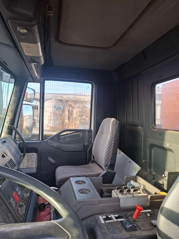 Iveco EUROTECH MP190E30 6X2 Foto 16