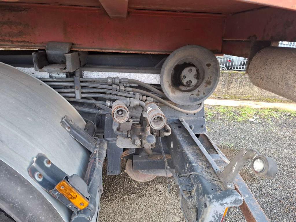 Iveco EUROTECH MP190E30 6X2 Foto 3