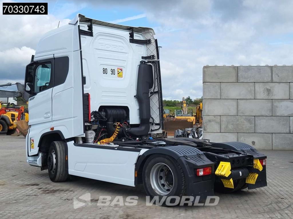 Ford F-Max 500 4X2 Retarder 2xTanks ACC Navi Standklima Foto 2