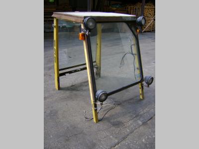 Cabina para Hyster vendida por PRV Ricambi Srl