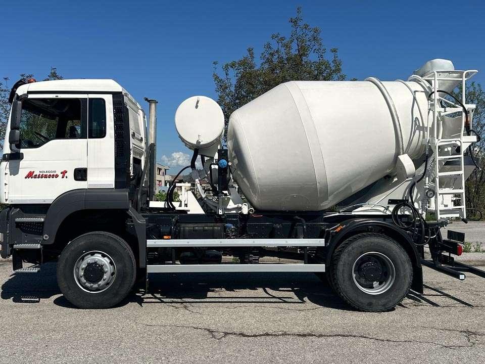 Man TGA 18.310 4x4 Foto 2