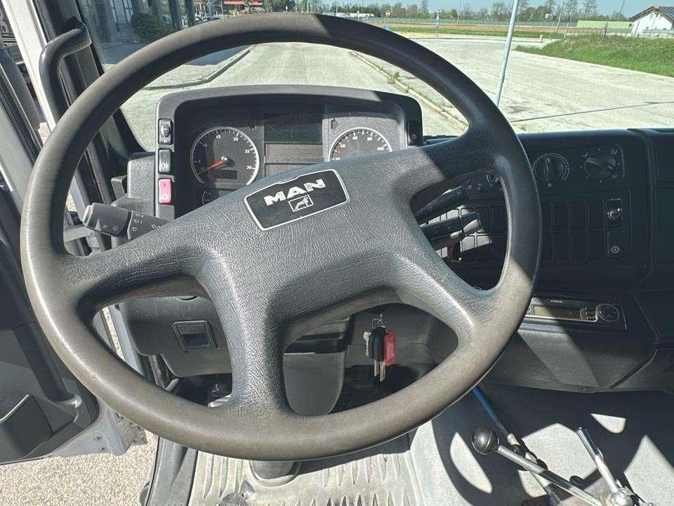 Man TGA 18.310 4x4 Foto 20