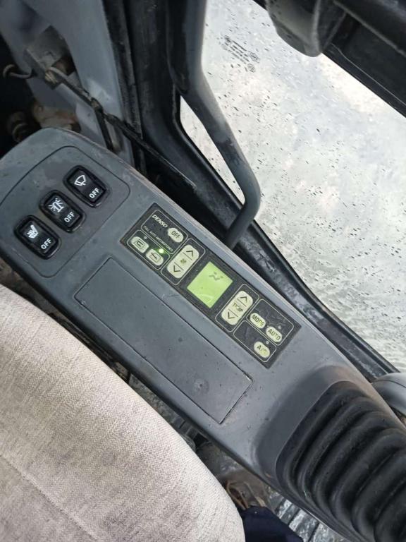 Komatsu PC230 Foto 8