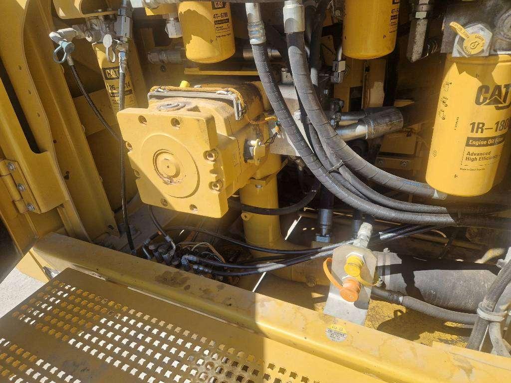 Caterpillar 374FL Foto 14