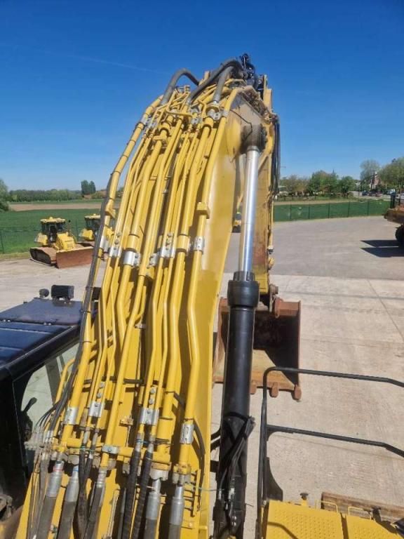 Caterpillar 374FL Foto 17
