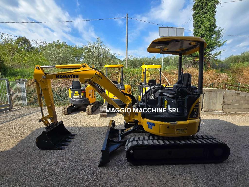 Komatsu PC30 MR-3 Foto 3