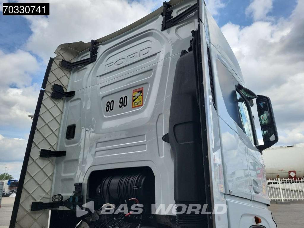 Ford F-Max 500 4X2 Retarder 2xTanks ACC Navi Standklima Foto 11