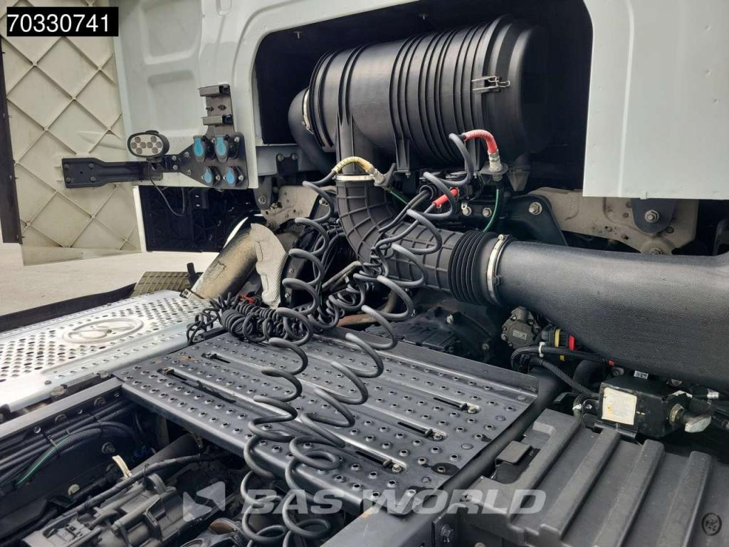 Ford F-Max 500 4X2 Retarder 2xTanks ACC Navi Standklima Foto 12