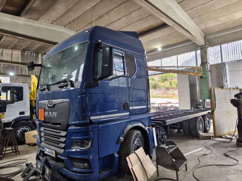 Man TGX 26.470 Foto 17