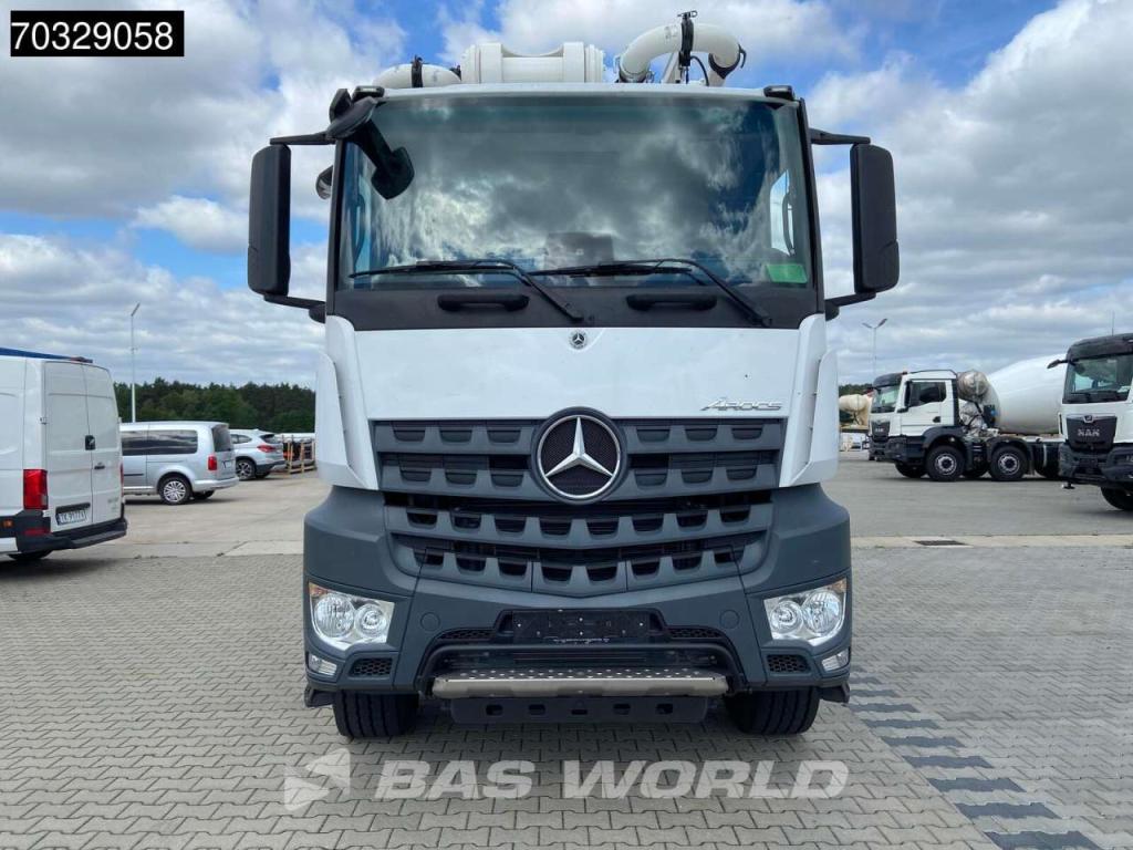 Mercedes-Benz Arocs 4458 Arocs 10X4 Foto 7