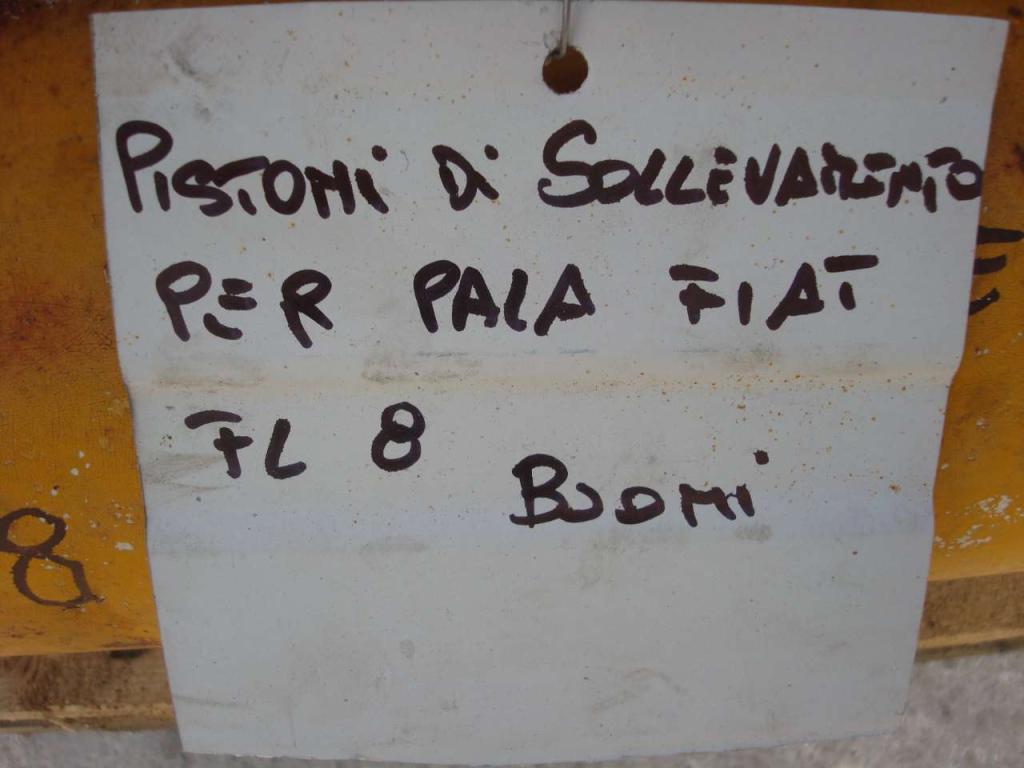 Cilndro de levantamiento para Fiat FL8 Foto 3