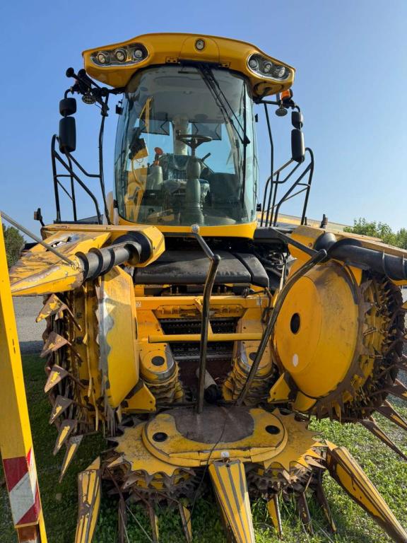 New Holland FR600 Foto 2