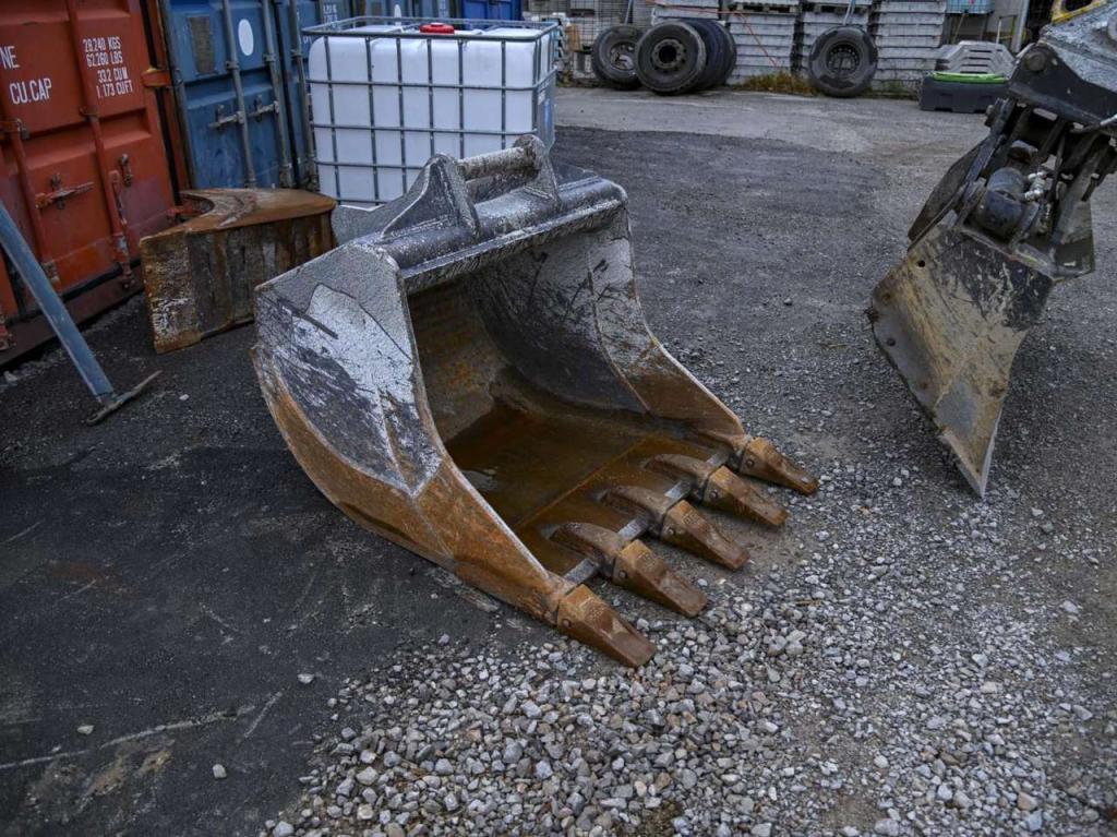 Komatsu PW148-10 Foto 13