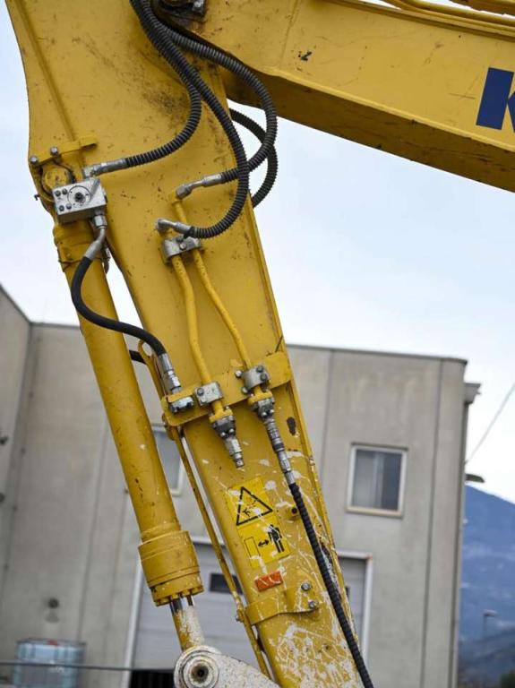 Komatsu PW148-10 Foto 9