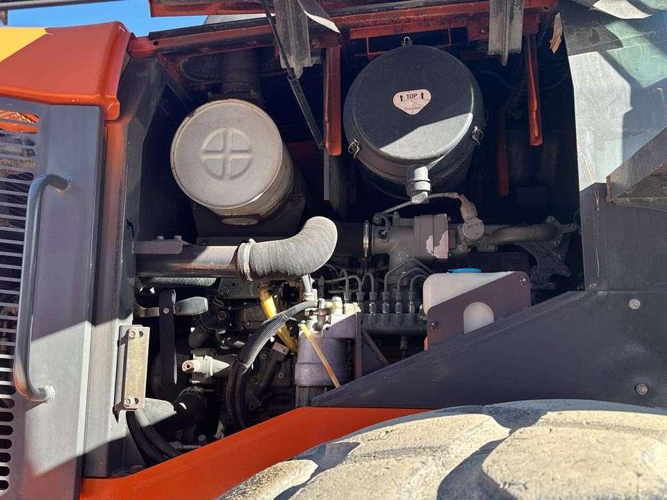 Hitachi ZW220 Foto 12