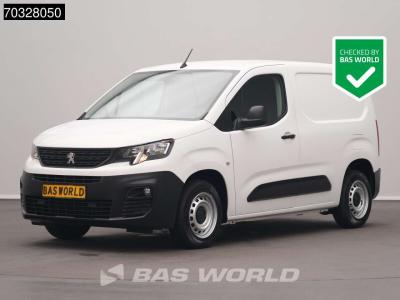 Peugeot Partner 110pk Benzine L1H1 Airco Cruise Parkeersensoren Euro6 L1 Kompakt A/C Cruise control vendida por BAS World B.V.