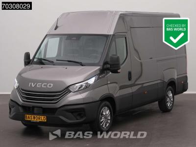 Iveco Daily 35S21 3.0L Automatic 210HP L2H2 ACC LED Airco Camera CarPlay Parking Sensors 3,5t Towing Capa vendida por BAS World B.V.