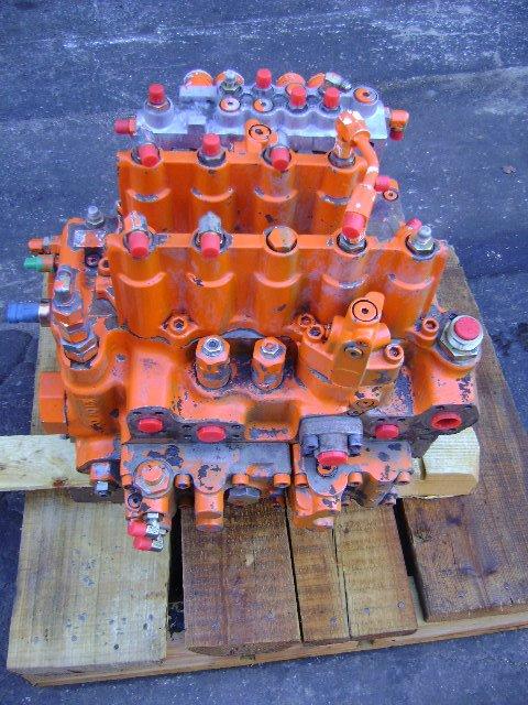 Distribuidor hidraulico para Fiat Hitachi Foto 2