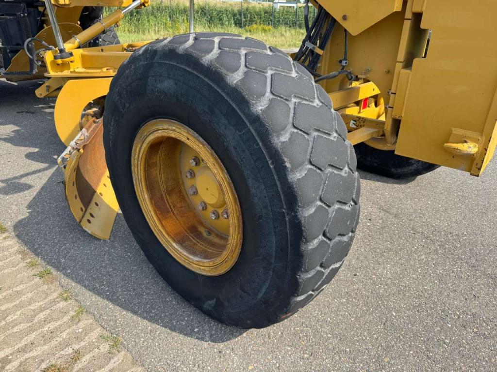 Caterpillar 140M3 Foto 16