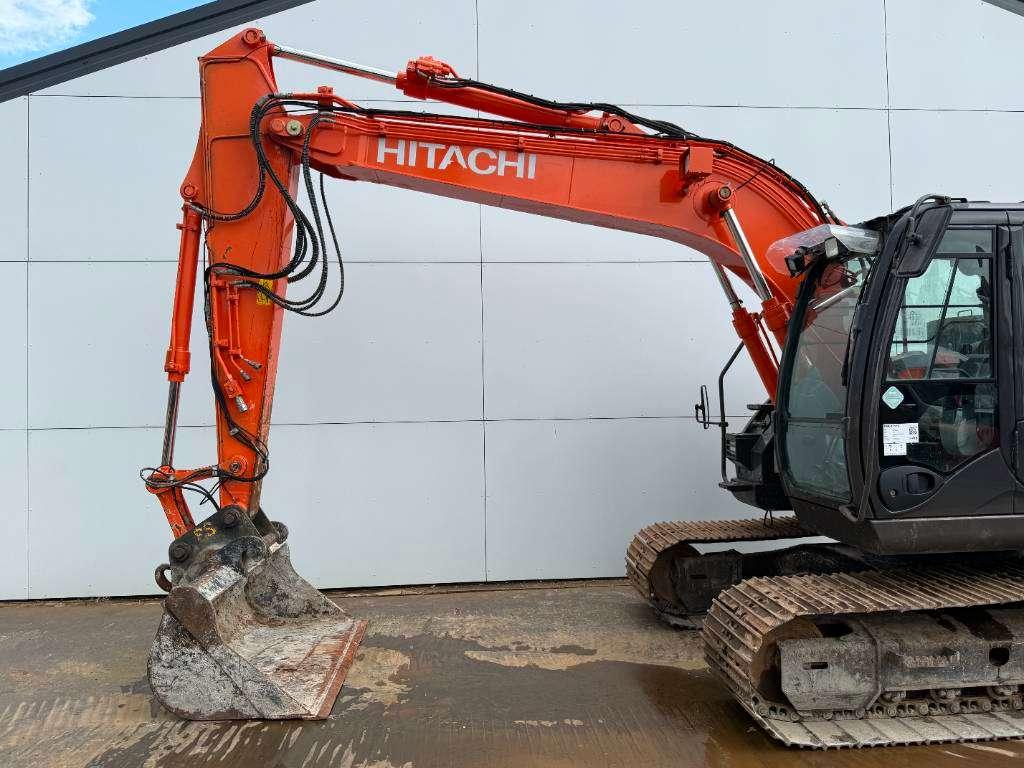 Hitachi ZX135US-6 - Quick Coupler / Automatic Greasing Foto 15