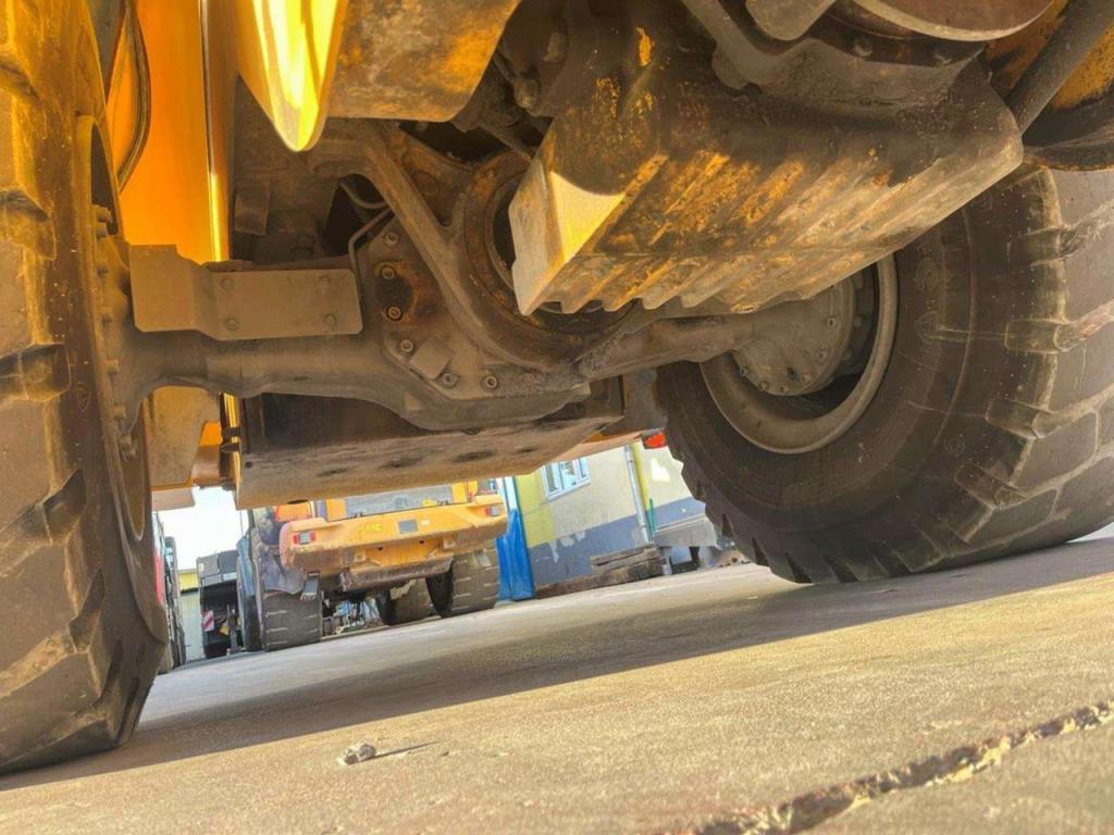 Volvo L120H Foto 19