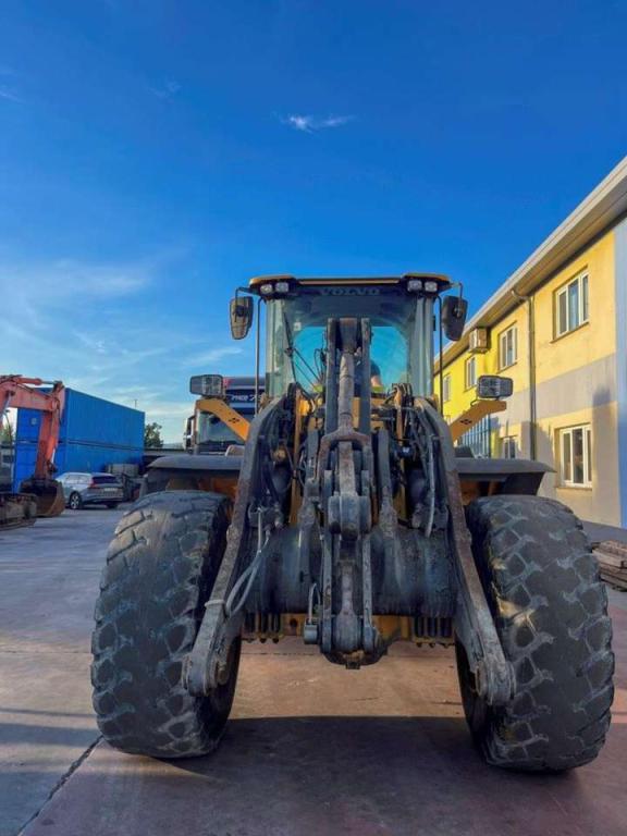 Volvo L120H Foto 8