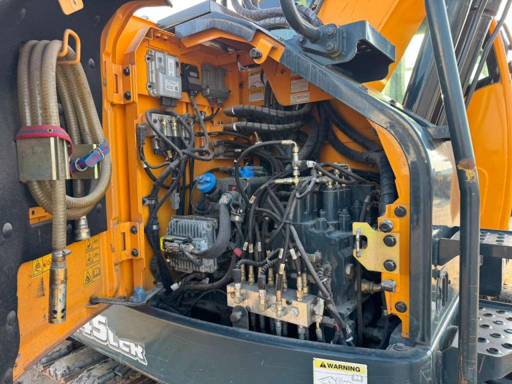 Hyundai HX145LCR Foto 26