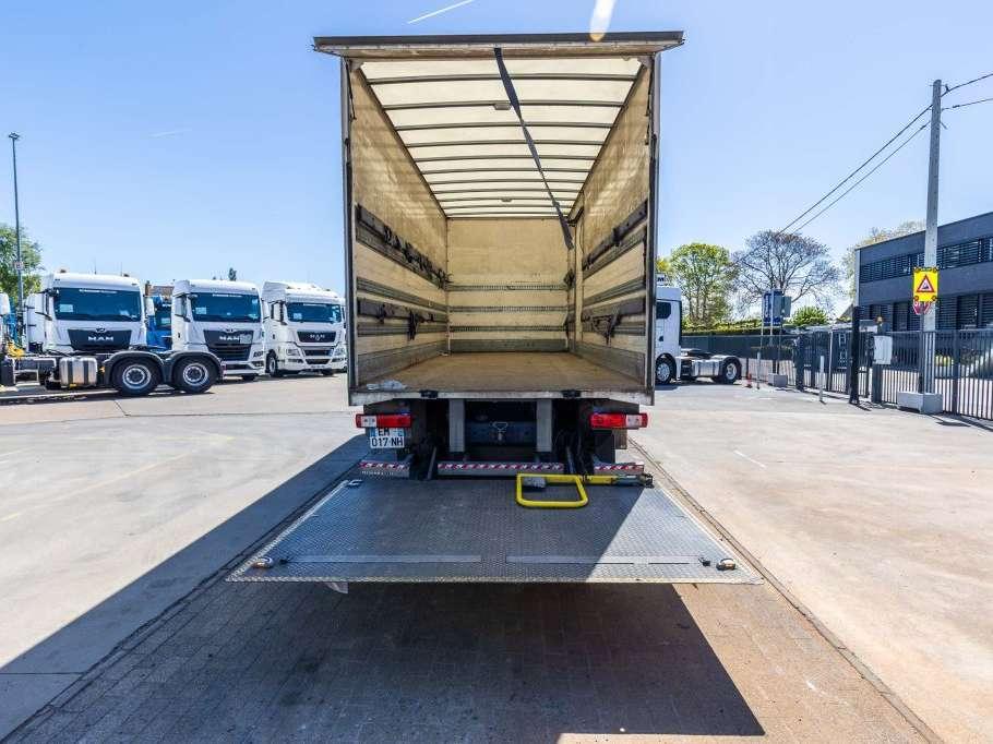 Renault D19 320 DXI + DHOLLANDIA Foto 10