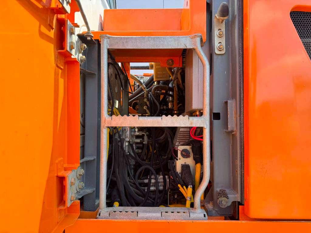 Liebherr R924LC - Triple Boom / Tilting Bucket Foto 21
