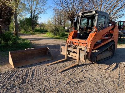 Takeuchi TL230 vendida por Tamburnotti Sas
