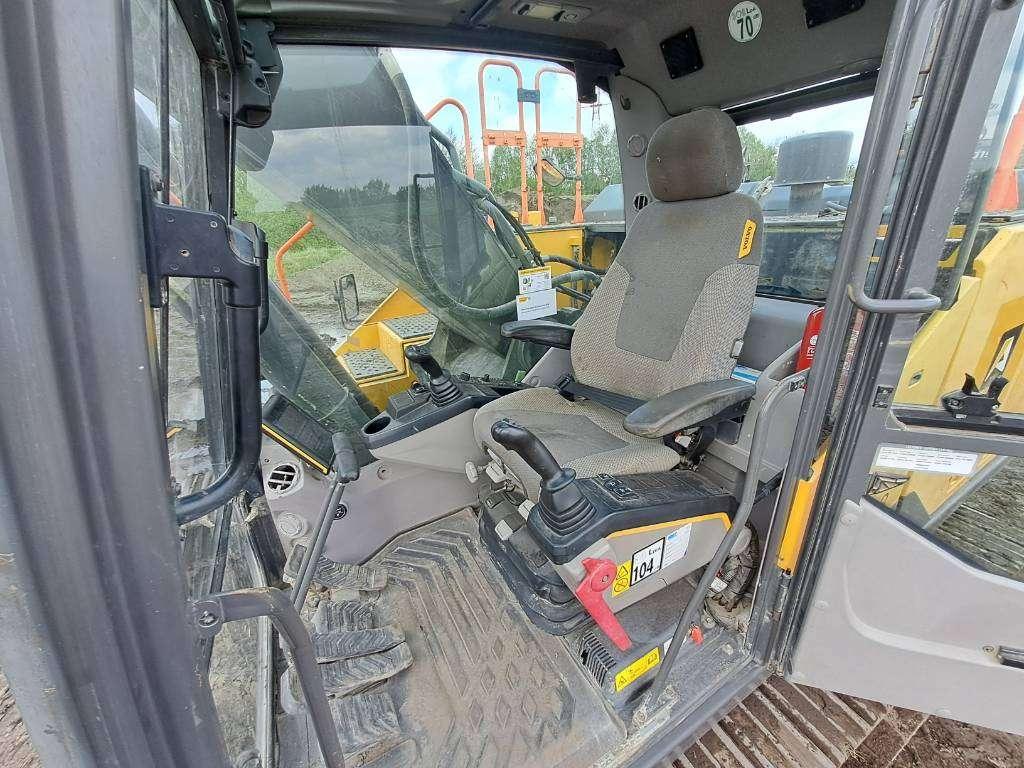 Volvo EC 300 EL Foto 22