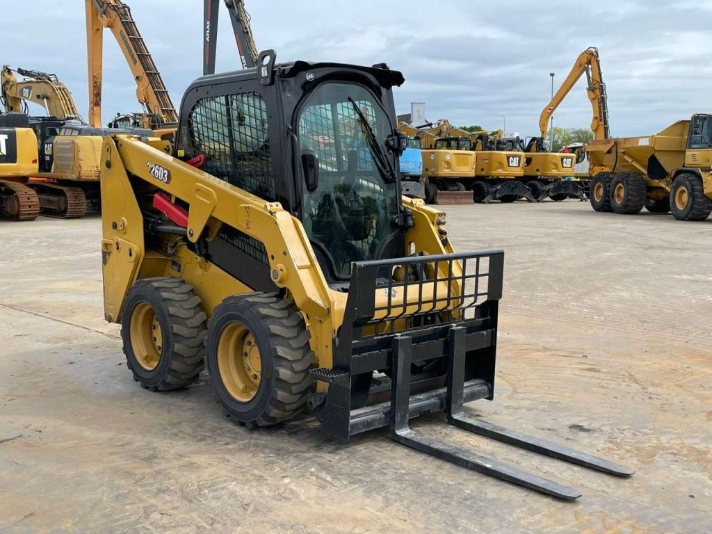 Caterpillar 226D3 Foto 9