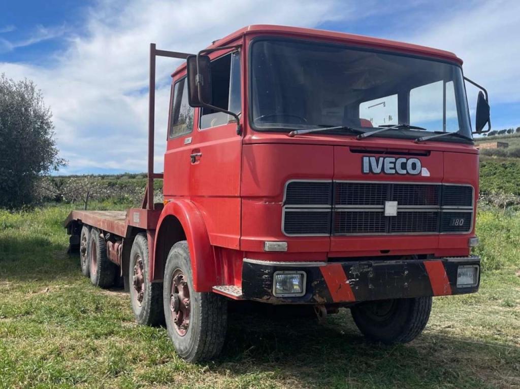 Iveco 180 Foto 2