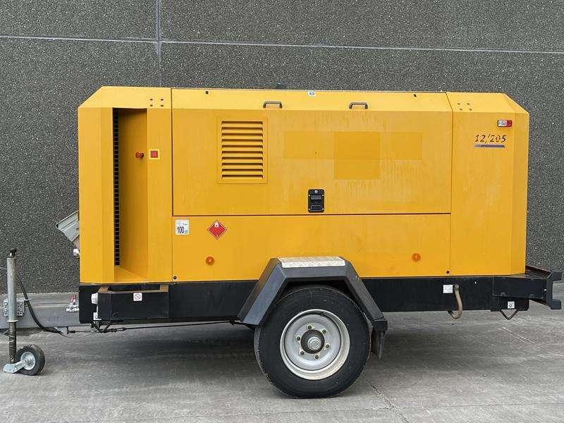 Doosan 12 / 205 Foto 2